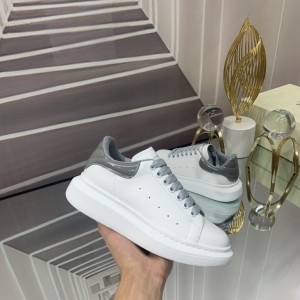[알렉산더맥퀸] 남성 여성 오버솔 스니커즈