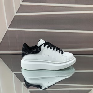 [알렉산더맥퀸] 남성 여성 오버솔 스니커즈