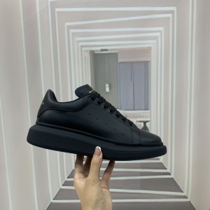 [알렉산더맥퀸] 남성 여성 오버솔 스니커즈